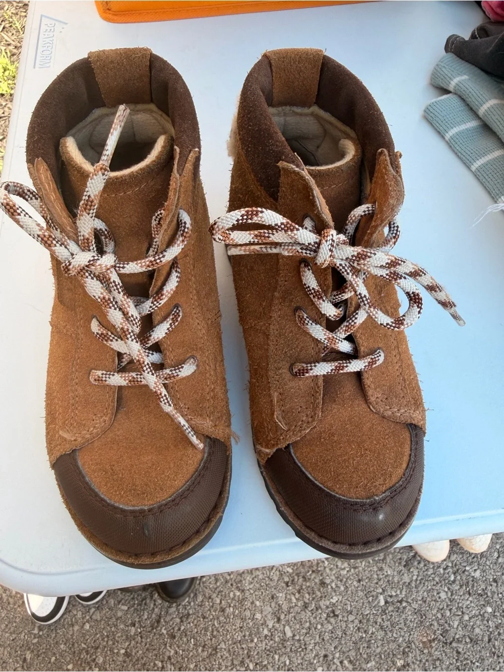 UGG unisex toddler